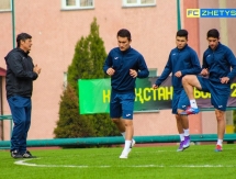 Фоторепортаж с тренировки «Жетысу» в Шымкенте