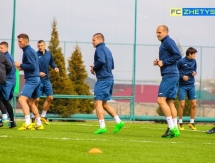 Фоторепортаж с тренировки «Жетысу» в Шымкенте