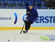 Фоторепортаж с тренировки сборной Казахстана в Киеве