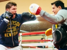 Энтони Фаулер: «„Канело“ отлично двигается. Думаю, он побьет Головкина»