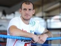 Британский легковес в шутку пообещал побить Головкина