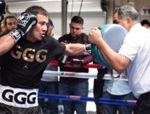 Почему Головкин может зря дожидаться боя с Канело