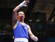 <strong> Видео уверенной победы Альжанова в полуфинале чемпионата Азии-2017</strong>