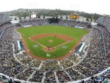 СМИ предложили еще одно место проведения боя Головкин — Альварес