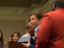 Видео вручения Головкину специальной награды от IBF