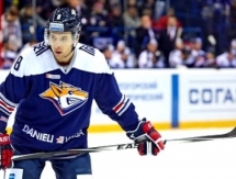 Травмированный в матче с «Барысом» игрок «Металлурга» приступил к тренировкам