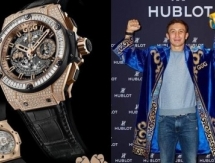 Головкин показал новые часы со своими инициалами от Hublot