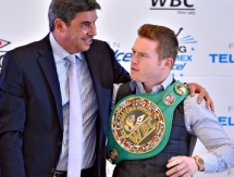 Сондерс заявил, что Альварес «обосрался», отдав пояс Головкину