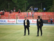 Фоторепортаж с приезда «Кайрата» на стадион в городе Корча