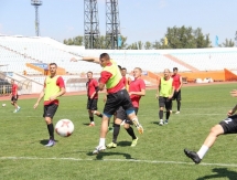 «Шахтер» провел предыгровую тренировку матча с «Таразом»