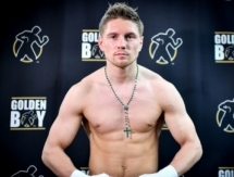 Участие непобежденного нокаутера-средневеса в андеркарде боя Головкин — Альварес под вопросом