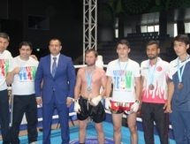 Казахстанские кикбоксеры завоевали несколько медалей на турнире в Баку