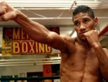 Колумбийский боксер сделал прогноз на бой Головкин — Альварес