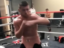 СМИ впечатлены формой «Канело» при подготовке к бою с Головкиным