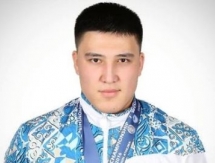 Бой с участием Еркинбекова отменен