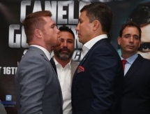 <strong>Головкин будет защищать все свои титулы в бою с Альваресом</strong>