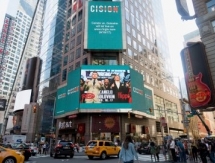 Бой Головкин — Альварес рекламируют в центре Нью-Йорка