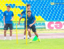 Фоторепортаж с предыгровой тренировки «Жетысу»