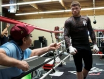 Вышло новое видео с тренировки «Канело» перед боем с Головкиным