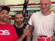 Команда Дычко песней поздравила его с днем рождения