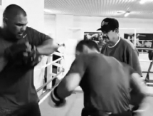 Видео тренировки Ислама в преддверии боя в Астане