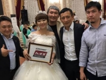 Казахстанский боец подписал контракт с M-1 Global на собственной свадьбе