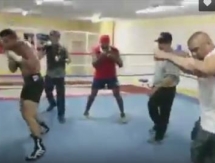 Команда Каната Ислама приняла эстафету McGregor Challenge