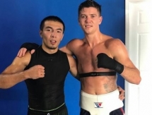 Турсынгалиев провел спарринг с Олимпийским чемпионом
