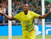 Твумаси вышел в лидеры гонки бомбардиров Лиги Чемпионов