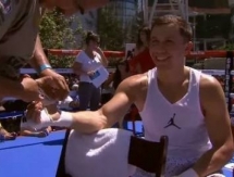 Головкин на открытой тренировке в Лос-Анджелесе поговорил по-испански