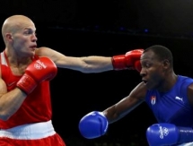 Следующим соперником Василия Левита стал кубинец Эрисланди Савон