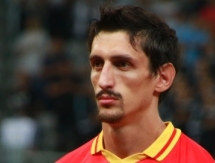 Стефан Савич: «Первое время было тяжеловато. Но затем мы привыкли и к покрытию»