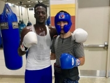 Шынгысхан Тажибай провел спарринг с сенегальским проспектом