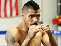 Экс-чемпион WBA оценил шансы на нокаут в бою Головкин — Альварес