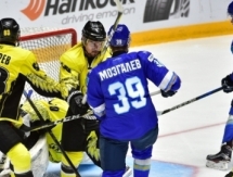 «Номад» крупно обыграл «Темиртау» в матче открытия чемпионата РК