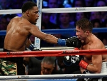 СМИ привели видеодоказательство крепкого подбородка Головкина