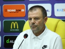 Стойчо Младенов: «В концовке рисковали и нам забили третий мяч»