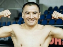 Жанат Жакиянов: «Болеем за Геннадия Головкина! Бить быстро и жёстко»