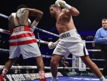 Сондерс заявил, что хочет драться с Головкиным или Альваресом