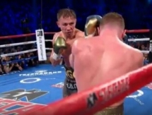 Видео лучших моментов боя Геннадий Головкин — Сауль Альварес
