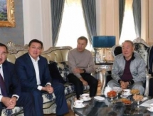 Президент Казахстана посмотрел бой Головкина и Альвареса