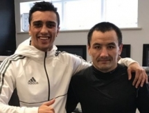 С кем спаррингует Жакиянов перед боем с Барнеттом