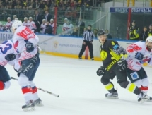 «Сарыарка» обыграла «Сокол» в матче ВХЛ