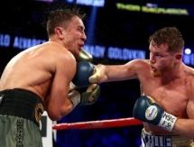 Стал известен срок заключения сделки по реваншу Головкина и Альвареса