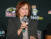 Кэти Дува: «Мадияр Ашкеев — потрясающий боец и маленький „крашер“»