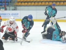 Отчет о матче МХЛ «Алтай» — «Омские Ястребы» 4:1