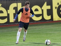 Фоторепортаж с тренировки молодежной сборной Казахстана в Болгарии