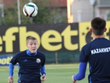 Фоторепортаж с тренировки молодежной сборной Казахстана в Болгарии