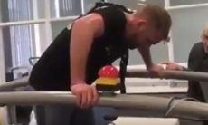 «Он — кошмар любого средневеса». Как потенциальный соперник Головкина Сондерс выкладывается на тренировках