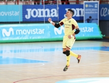 Фоторепортаж с матча Элитного раунда Кубка УЕФА «Кайрат» — «Дева» 5:2